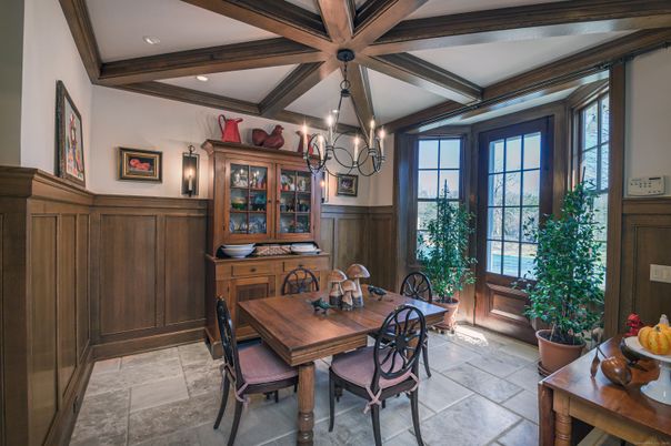 Chandelier, Dining room, Interior, Recessed Lighting, Wooden Beams