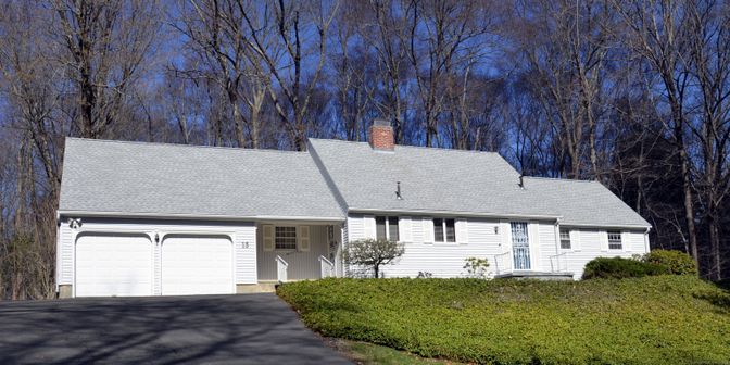 Attached, Exterior, Facade, Cape Cod
