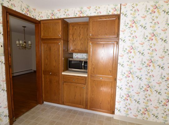 Chandelier, Interior, Kitchen