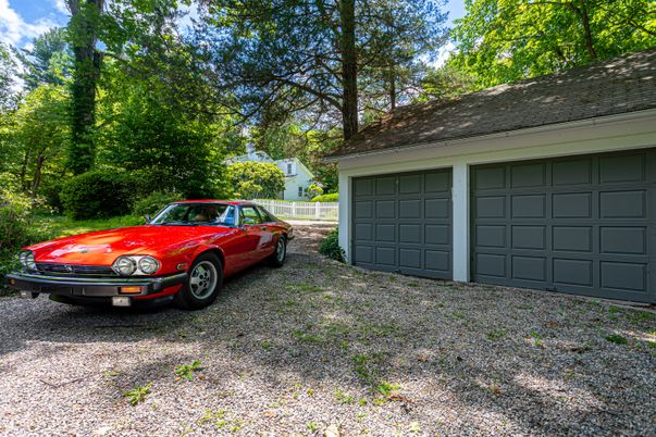 Detached Garage, Exterior