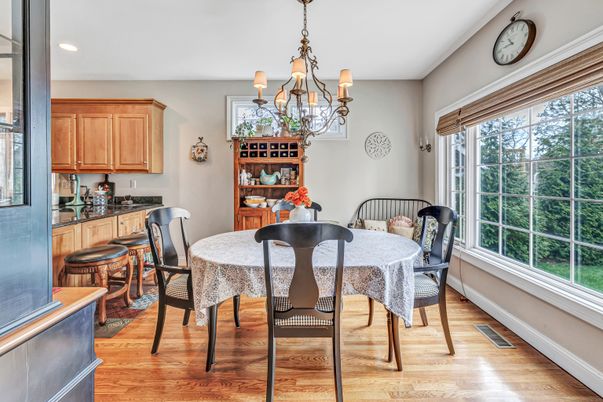 Chandelier, Dining room, Interior, Recessed Lighting, Wood Texture Flooring