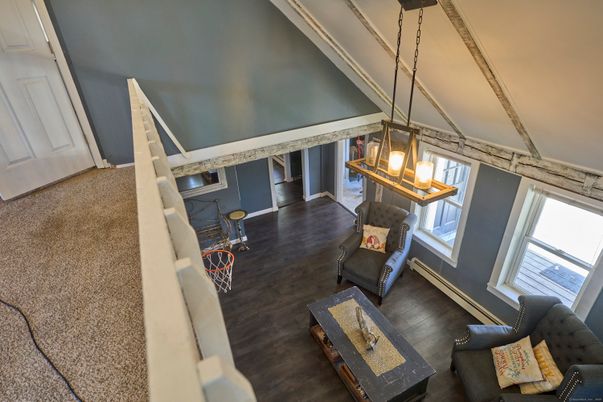 Interior, Pendant Lights, Wood Texture Flooring