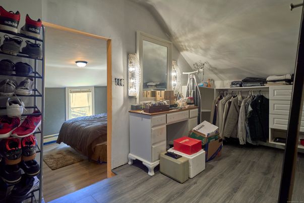 Interior, Walk-in Closets, Wood Texture Flooring