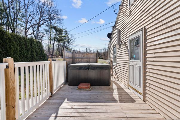 Exterior, Hot Tub