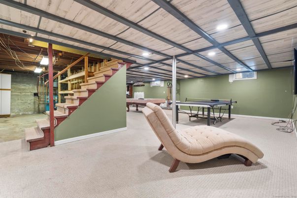 Game Room, Interior, Recessed Lighting