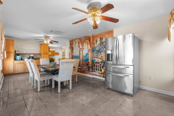Dining room, Interior, Kitchen, Stainless Steel Appliances