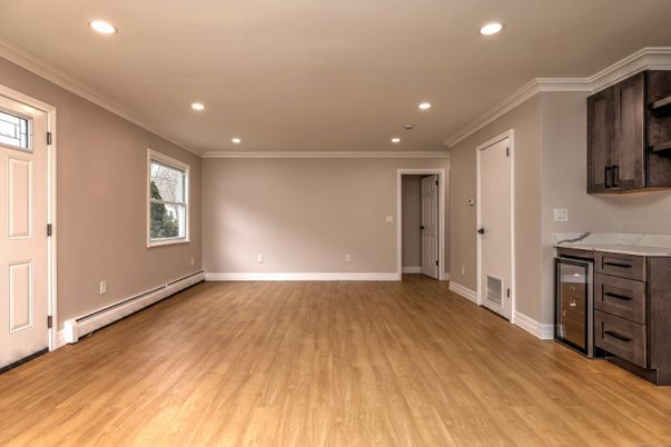 Empty room, Interior, Recessed Lighting, Wood Texture Flooring