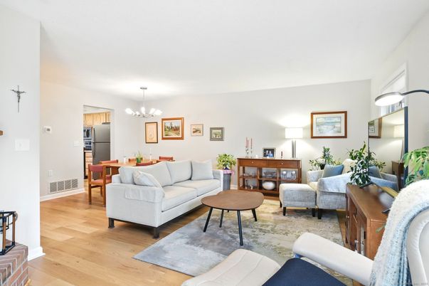 Chandelier, Interior, Kitchen, Living room, Stainless Steel Appliances, Wood Texture Flooring