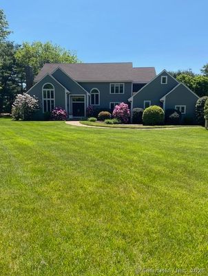 Backyard, Exterior, Facade, Ranch