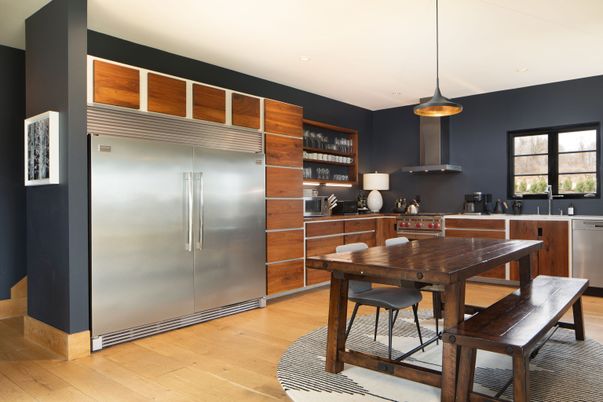 Dining room, Interior, Kitchen, Pendant Lights, Recessed Lighting, Stainless Steel Appliances, Wood Texture Flooring