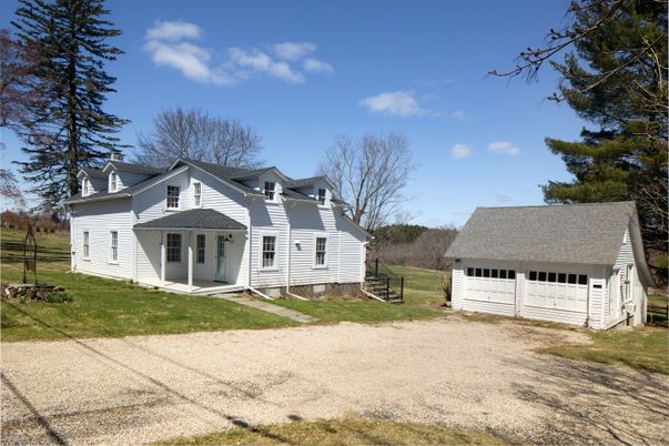 Backyard, Detached Garage, Exterior