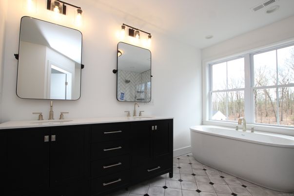 Bathroom, Dual Sink Vanities, Free Standing Baths, Interior, Recessed Lighting