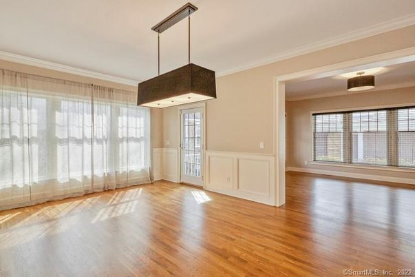 Empty room, Interior, Pendant Lights, Wood Texture Flooring