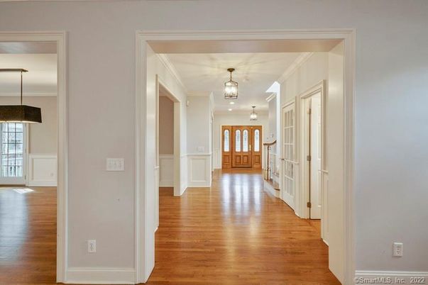 Interior, Pendant Lights, Wood Texture Flooring