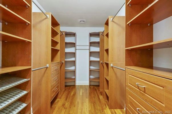 Interior, Walk-in Closets, Wood Texture Flooring