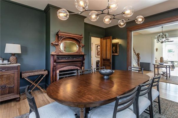 Chandelier, Dining room, Interior, Pendant Lights, Piano, Wood Texture Flooring