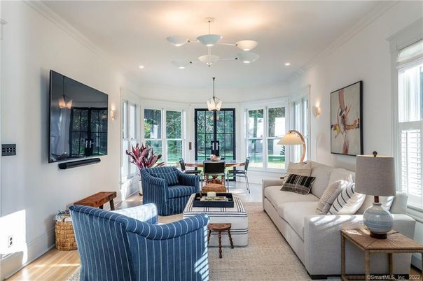 Dining room, Interior, Living room, Pendant Lights, Recessed Lighting, Wood Texture Flooring