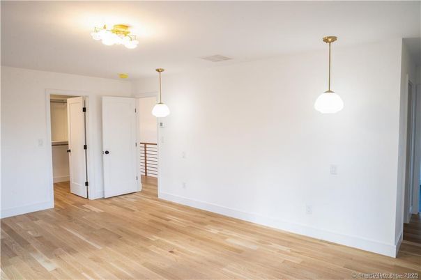 Empty room, Interior, Pendant Lights, Wood Texture Flooring