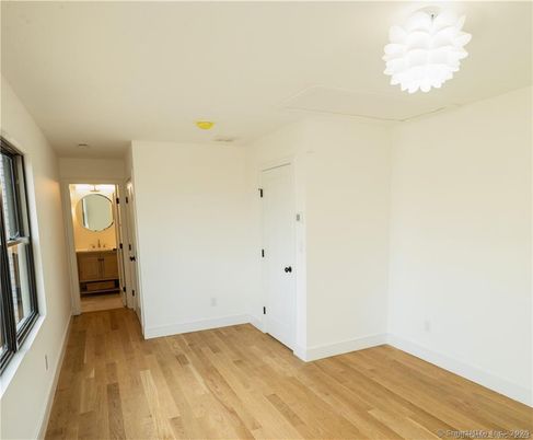 Chandelier, Empty room, Interior, Wood Texture Flooring