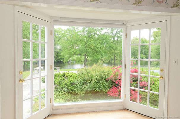 Interior, Sun Room, Wood Texture Flooring