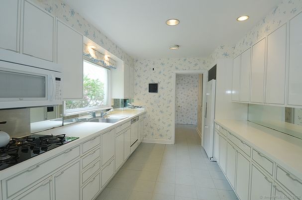 Bathroom, Interior, Kitchen, Recessed Lighting
