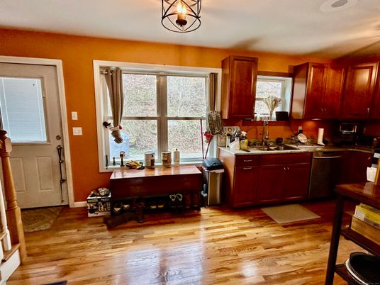 Chandelier, Interior, Kitchen, Wood Texture Flooring