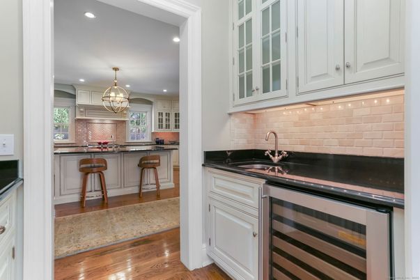 Chandelier, Interior, Kitchen, Pendant Lights, Recessed Lighting, Wood Texture Flooring