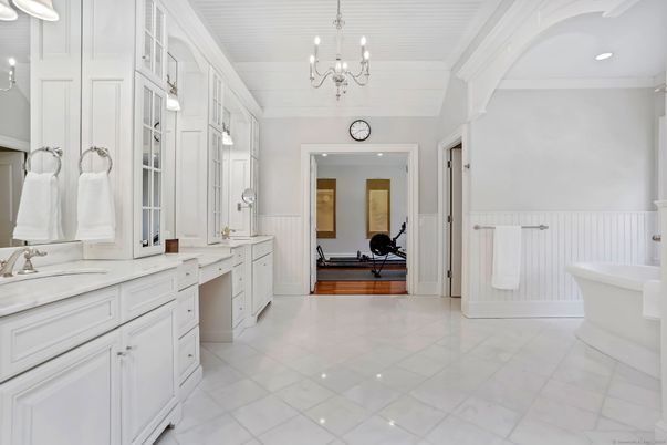 Bathroom, Chandelier, Dual Sink Vanities, Free Standing Baths, Interior, Recessed Lighting