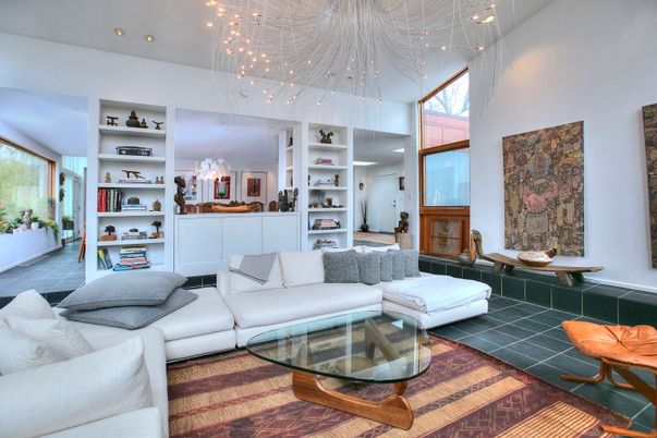 Interior, Living room, Pendant Lights, Recessed Lighting