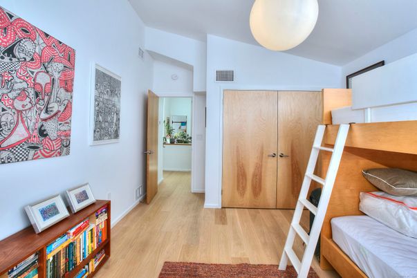 Interior, Pendant Lights, Wood Texture Flooring
