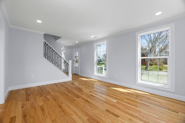 Empty room, Interior, Recessed Lighting, Wood Texture Flooring