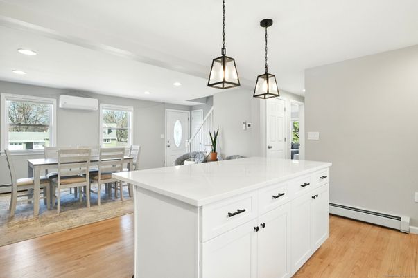 Dining room, Interior, Kitchen, Pendant Lights, Recessed Lighting, Wood Texture Flooring