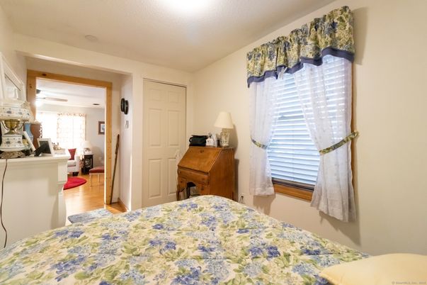 Bedroom, Interior, Piano, Wood Texture Flooring
