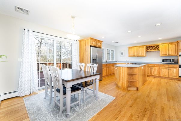 Dining room, Interior, Kitchen, Pendant Lights, Recessed Lighting, Wood Texture Flooring