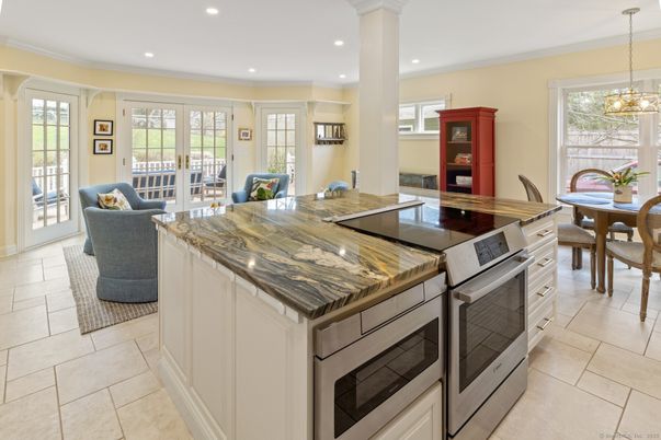 Dining room, Interior, Kitchen, Pendant Lights, Recessed Lighting