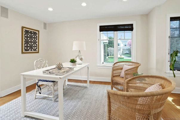 Home Office, Interior, Recessed Lighting, Wood Texture Flooring