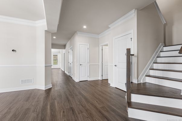 Interior, Recessed Lighting, Wood Texture Flooring