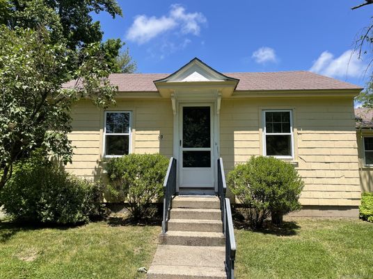 Exterior, Facade, Cape Cod