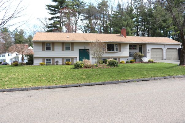 Attached, Exterior, Facade, Raised Ranch