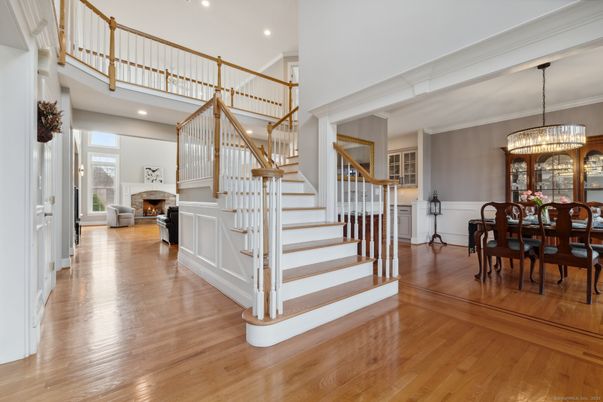 Chandelier, Dining room, Fireplace, Interior, Recessed Lighting, Wood Texture Flooring