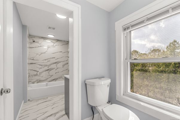 Bathroom, Interior, Marble, Marble Walls, Recessed Lighting