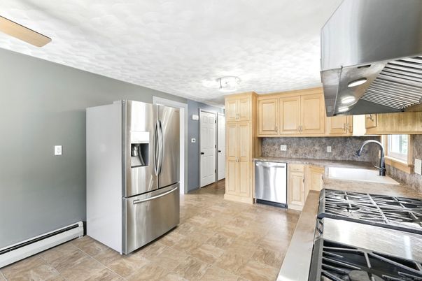 Interior, Kitchen, Stainless Steel Appliances