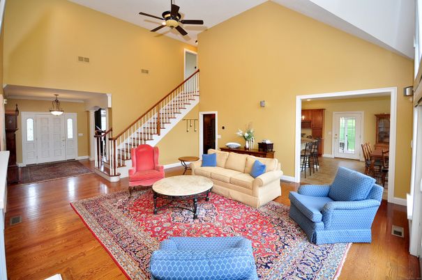 Interior, Living room, Pendant Lights, Wood Texture Flooring