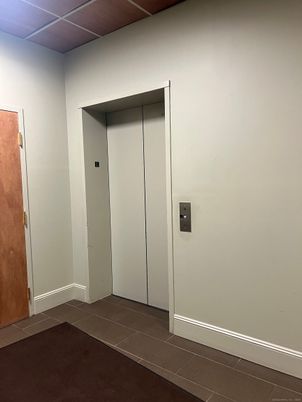Elevator, Interior