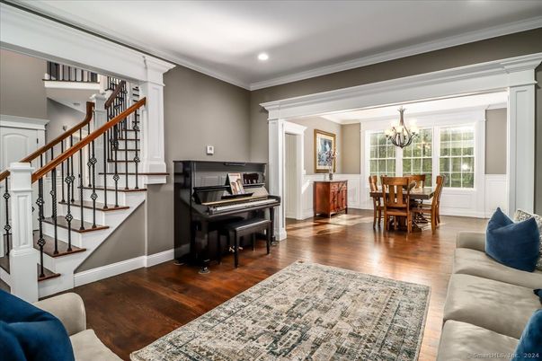 Chandelier, Dining room, Interior, Piano, Recessed Lighting, Wood Texture Flooring