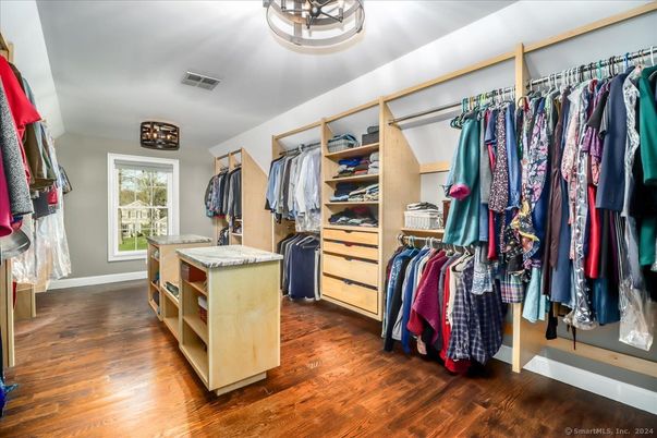 Interior, Walk-in Closets, Wood Texture Flooring