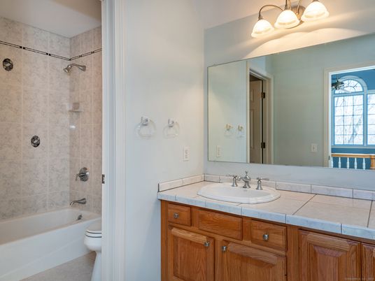 Bathroom, Interior, Tile Countertops