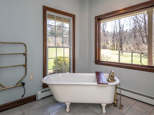 Bathroom, Free Standing Baths, Interior