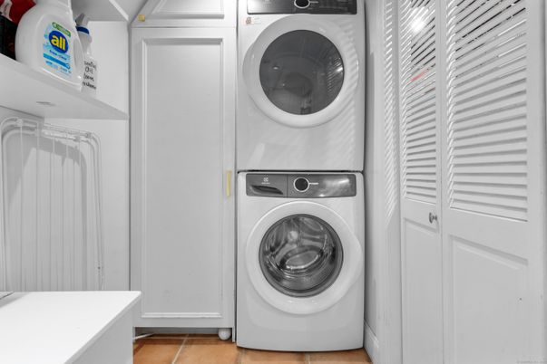 Interior, Utility Closets, Washer