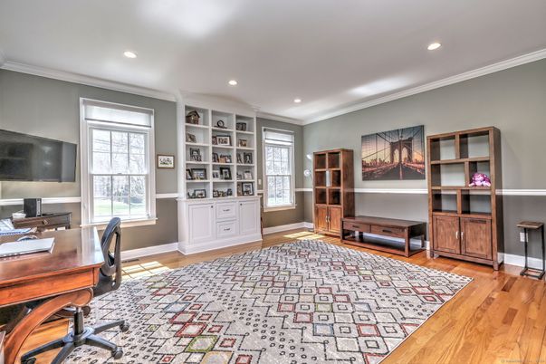 Home Office, Interior, Recessed Lighting, Wood Texture Flooring